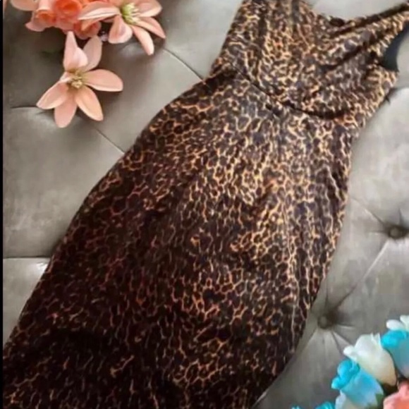 Laura Byrnes leopard “Gilda” dress - Picture 3 of 3